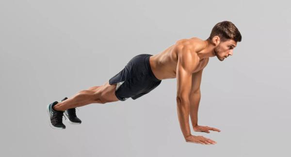 15 упражнений с собственным весом для мужчин