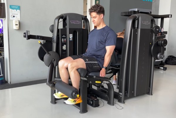 Что такое изолирующие упражнения: плюсы, минусы, отличия от базовых упражнений, как добавить в тренировку